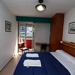 Ria De Hotel *