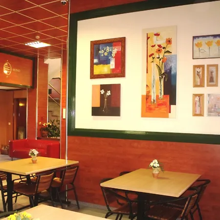 Ξενοδοχείο Ria De *