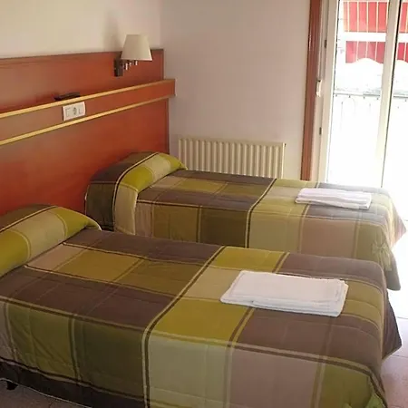 Ria De Hotel *